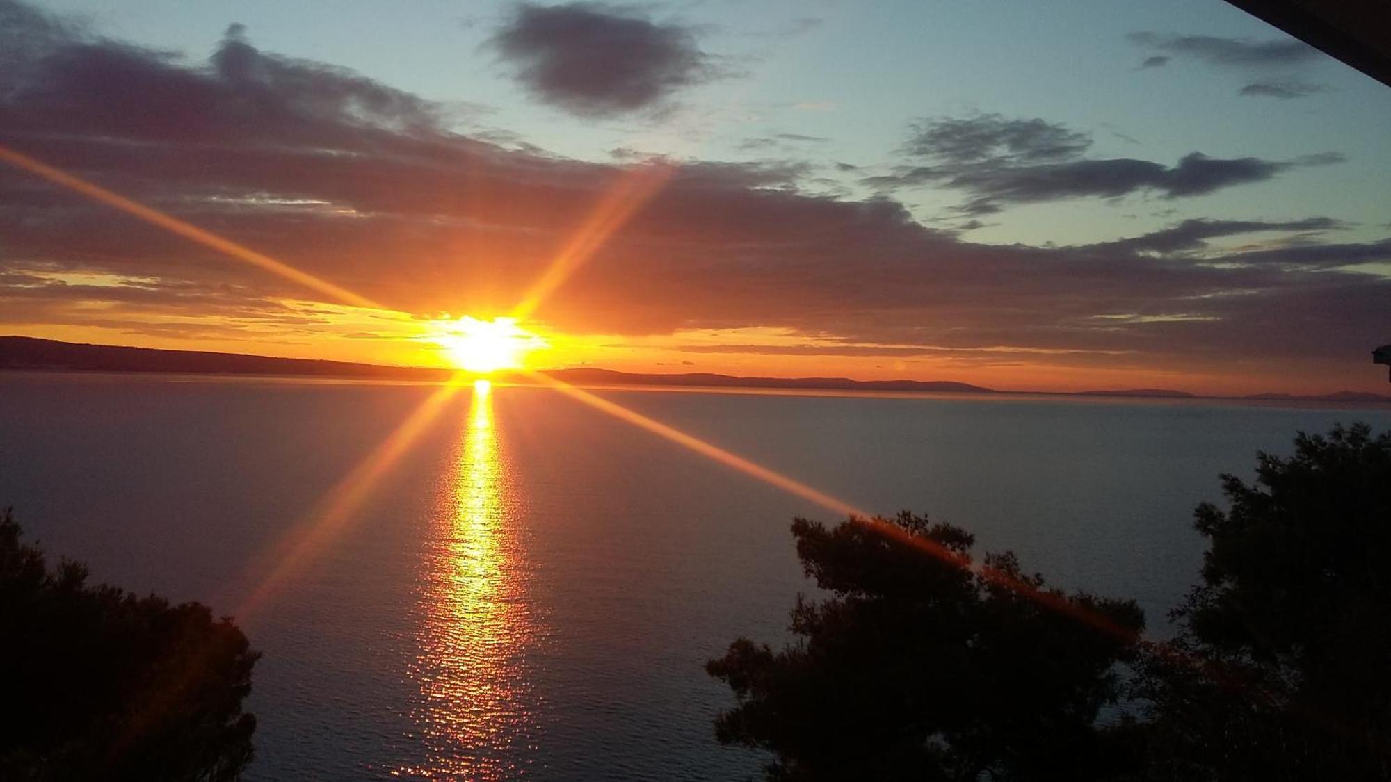 Sunrise Vid Apartment ดูกีรัท ภายนอก รูปภาพ