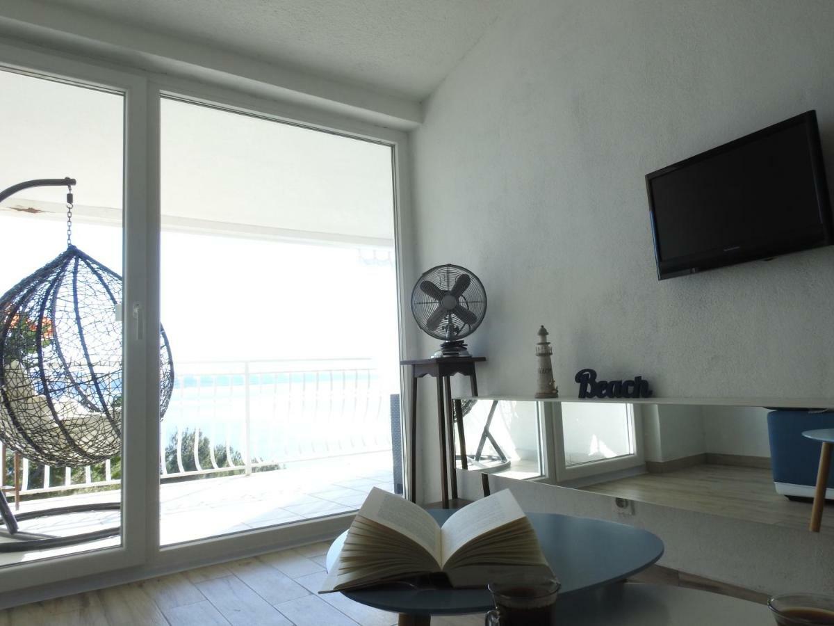 Sunrise Vid Apartment ดูกีรัท ภายนอก รูปภาพ