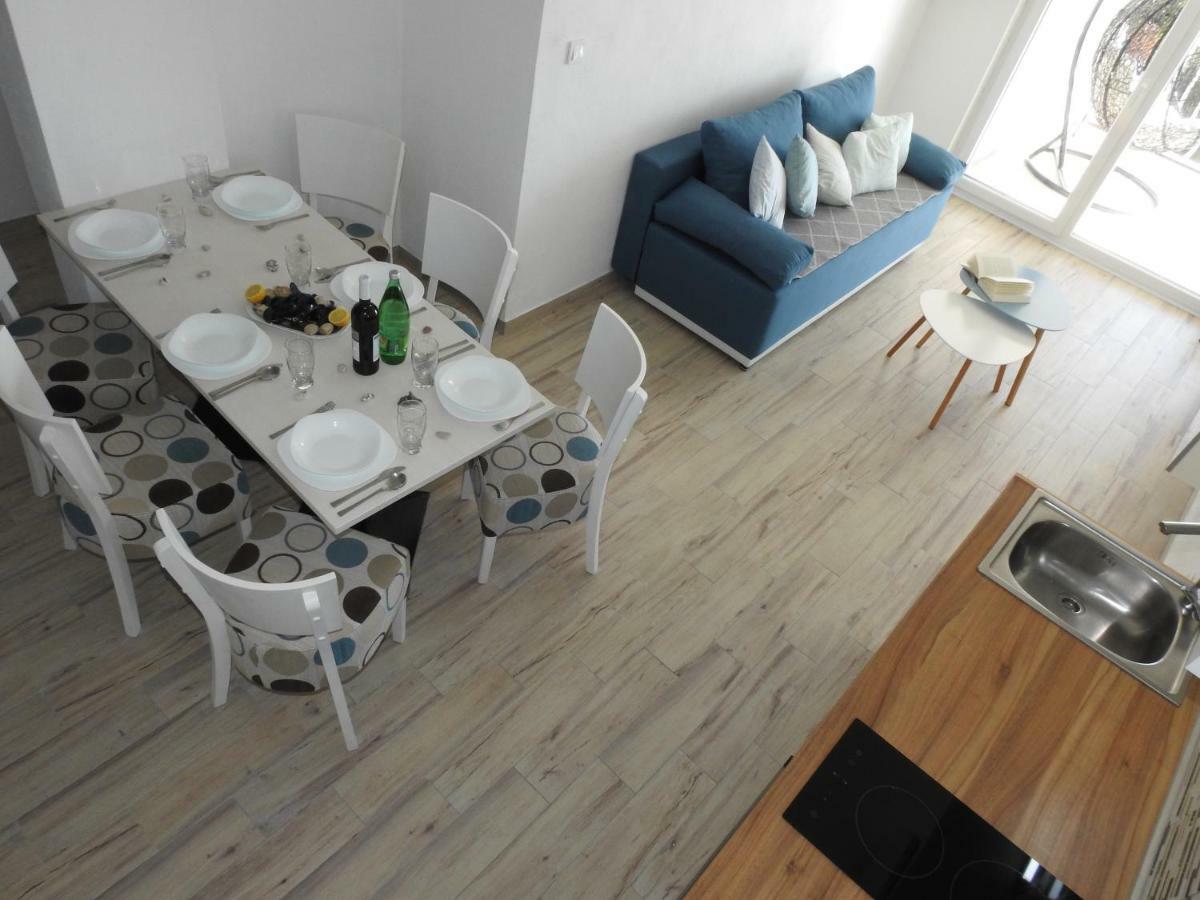 Sunrise Vid Apartment ดูกีรัท ภายนอก รูปภาพ